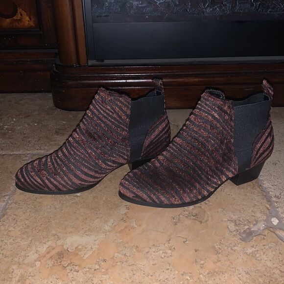 Faux Calf Hair Booties 8 wide - Picture 1 of 5